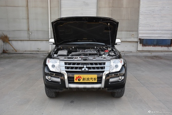 2016款帕杰罗3.5L中东版