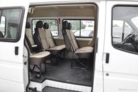 2017款特顺2.4L手动商务型短轴中顶11/12座4G69S4N