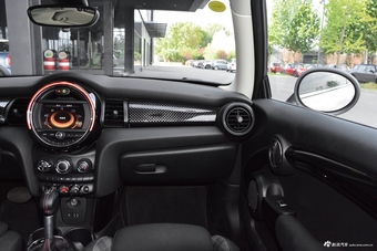 2016款MINI 2.0T自动 COOPER S
