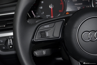 2017款奥迪A5 2.0T自动Sportback 40 TFSI时尚型