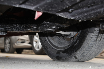 2015款奔奔1.4L自动IMT尊贵型国5