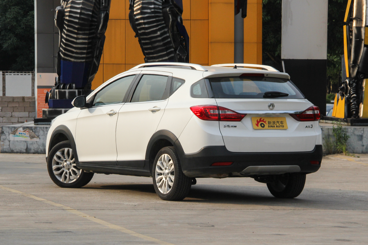 2017款风神AX3领先版1.5L手动尚酷型