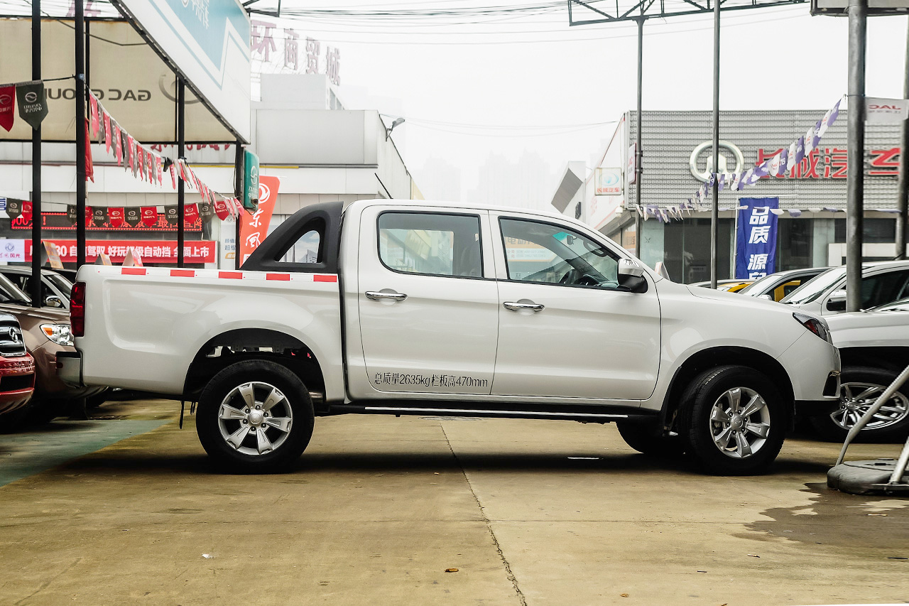 2016款 帅铃T6 2.0T柴油创客版豪华型D19TCID6