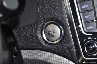 2016款哈弗H6升级版1.5T自动两驱尊贵型