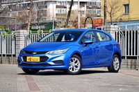 2017款科鲁兹两厢1.5L 自动先锋天窗版