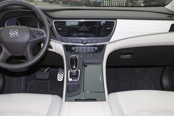 2016款君越1.8L自动30H豪华型