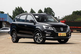 2017款宝骏560 1.5T DCT尊享型