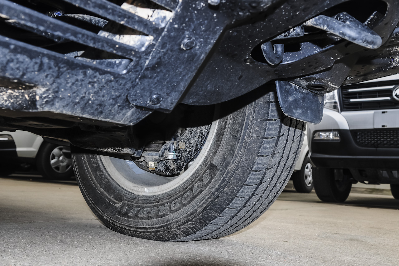 2015款帅铃T6 2.8T手动柴油新锐型HFC4DA1-2C