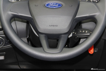 2017款福克斯两厢1.6L自动舒适型智行版