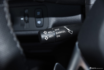 2016款哈弗H9 2.0T自动豪华型7座