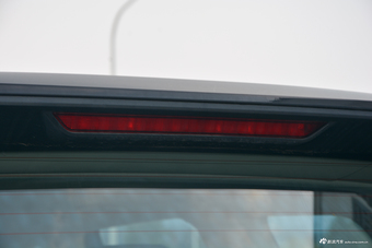 2017上汽大通D90 2.0T自动两驱水星