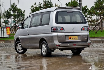 2016款菱智 M3 1.6L手动7座舒适型 国五