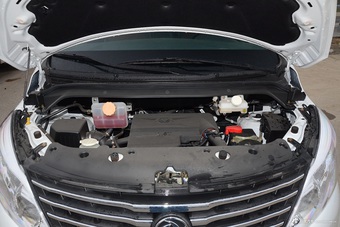 2016款东风风行F600  1.5T手动豪华型