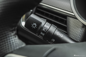 2016款帝豪GS 1.3T自动臻尚型优雅版