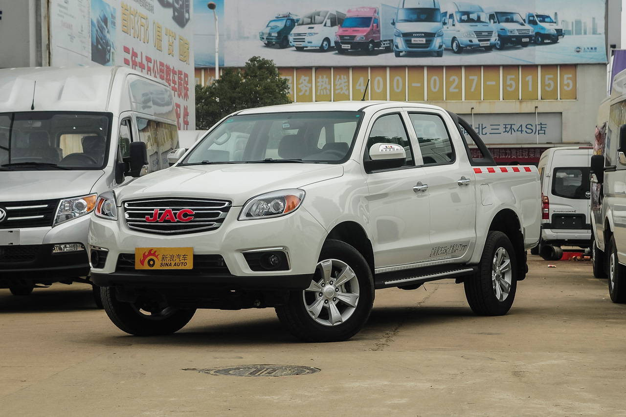 2015款帅铃T6 2.8T手动柴油旗舰型HFC4DA1-2C