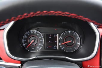 2017款中华V3 1.5T自动旗舰型