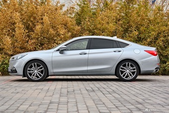 2018款红旗H5 1.8T自动30TD智联御动版