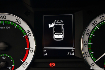 2018款明锐旅行版1.2T TSI230 DSG豪华版