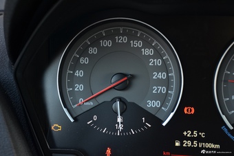 2016款宝马M2 3.0T自动