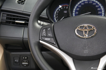 2016款YARiS L 致炫1.5L自动锐动版