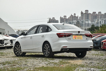 2017款荣威i6 1.5T自动互联网智尊版20T