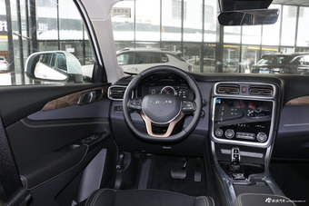 2018款领克01 2.0T自动两驱型+版