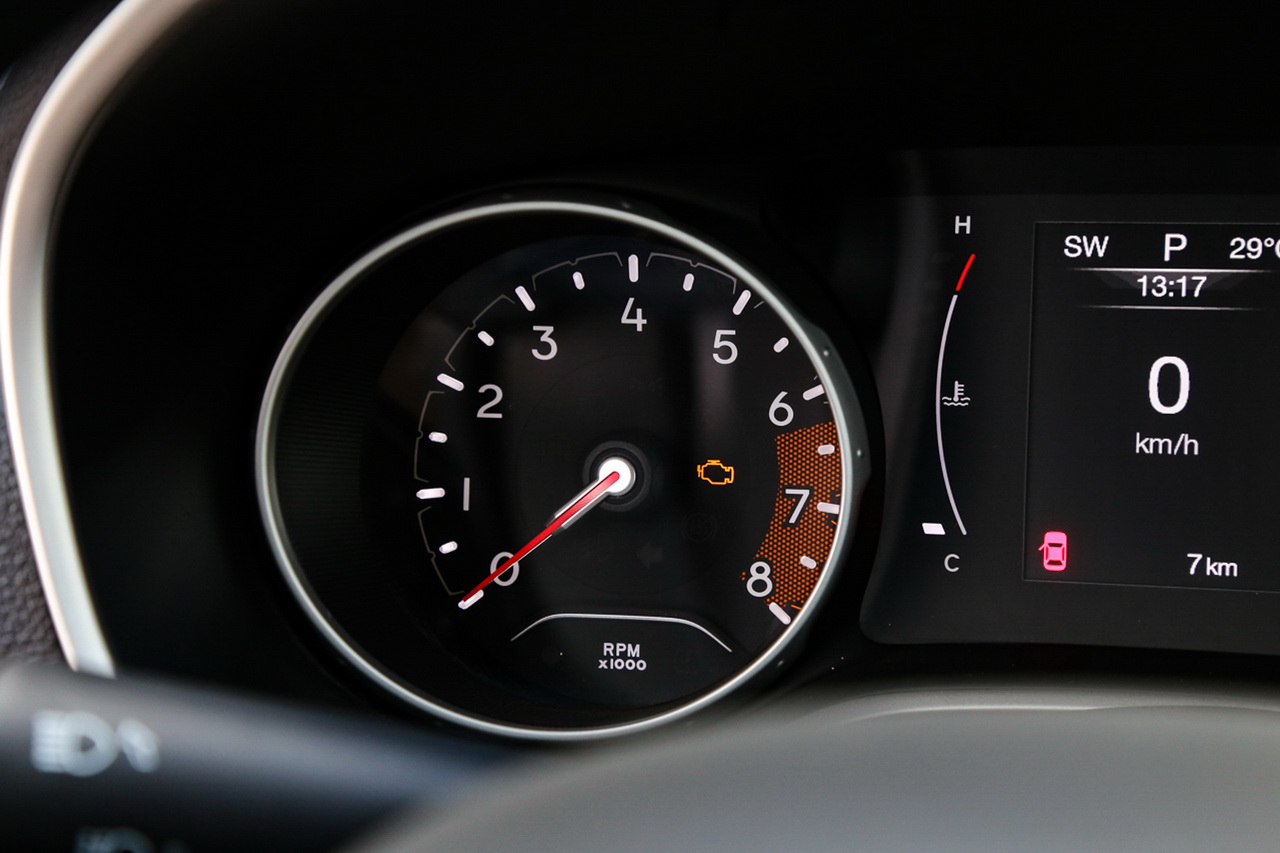 2017款指南者1.4T自动 200T舒享版