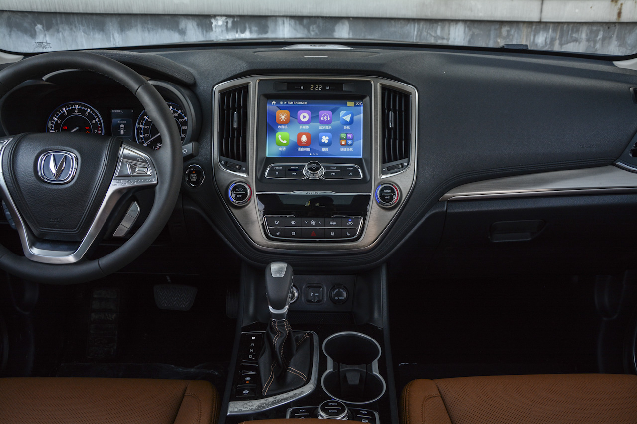 2017款长安CS95 2.0T自动四驱智尊版