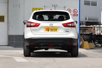 2017款日产逍客 2.0L自动精英版