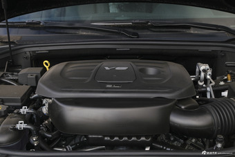 2017款大切诺基3.6L自动精英导航版