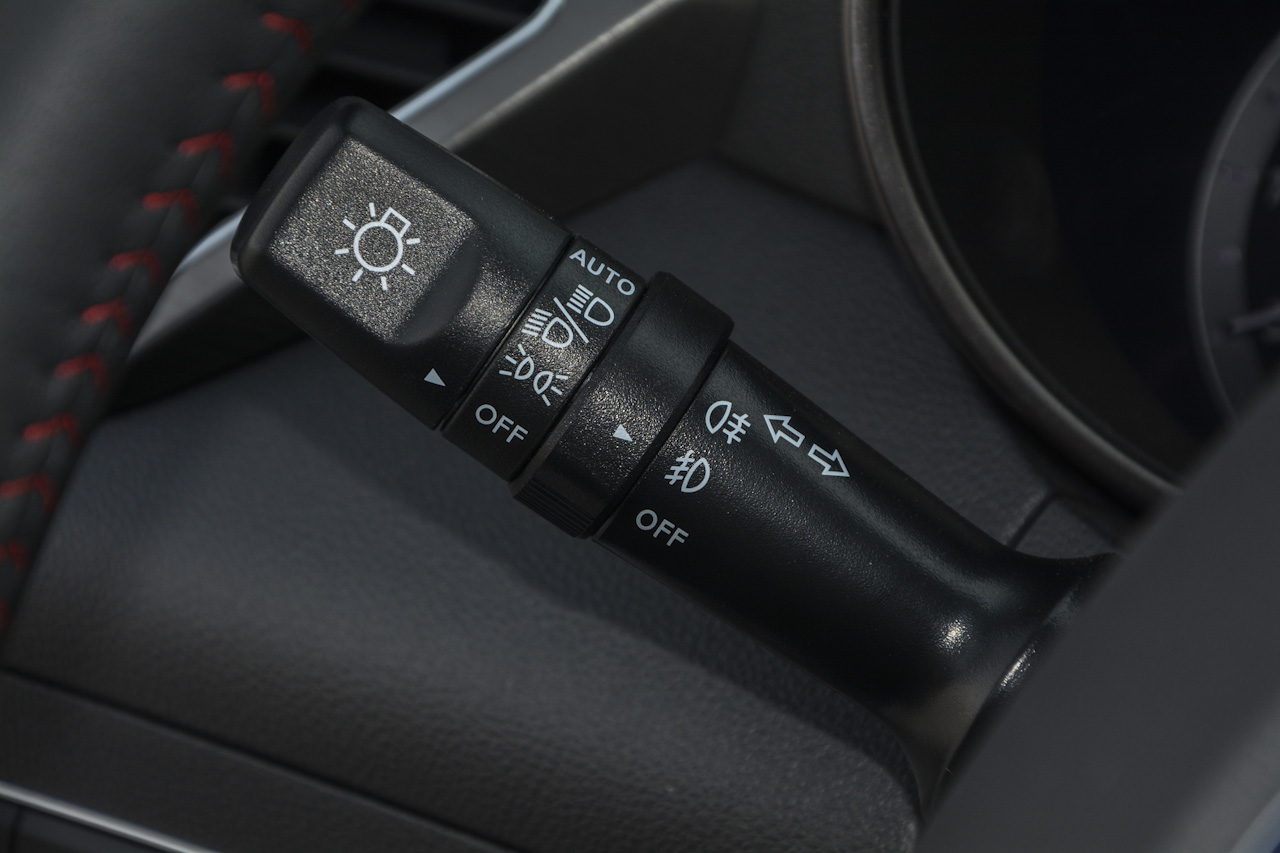 2017款CS75尚酷版1.8T自动四驱精英型