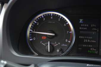 2018款汉兰达2.0T自动四驱至尊版7座