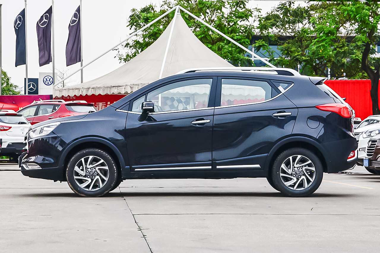 2016款瑞风S3 1.5L自动CVT豪华智能型