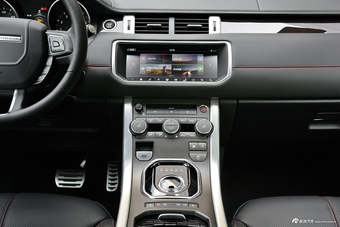 2017款揽胜极光2.0T自动绚黑限量版