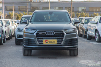 2016款奥迪Q7 2.0T自动40TFSI S-Line运动型