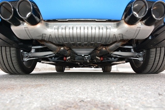 2017款宝马M4自动敞篷轿跑车