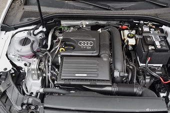 2018款奥迪A3 30周年型1.4T自动Sportback 35TFSI时尚型