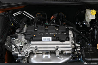 2017款宝骏310 1.5L自动时尚型