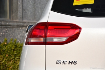 2017款哈弗H6 换代 红标 1.5T 自动两驱智尚型