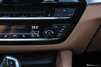 2018款宝马6系GT 630i 豪华设计套装