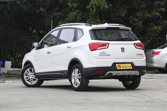 2016款 宝骏560 1.5T手动精英型