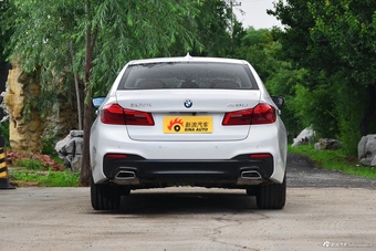 2018款宝马5系改款2.0T自动530Li尊享型M运动套装  