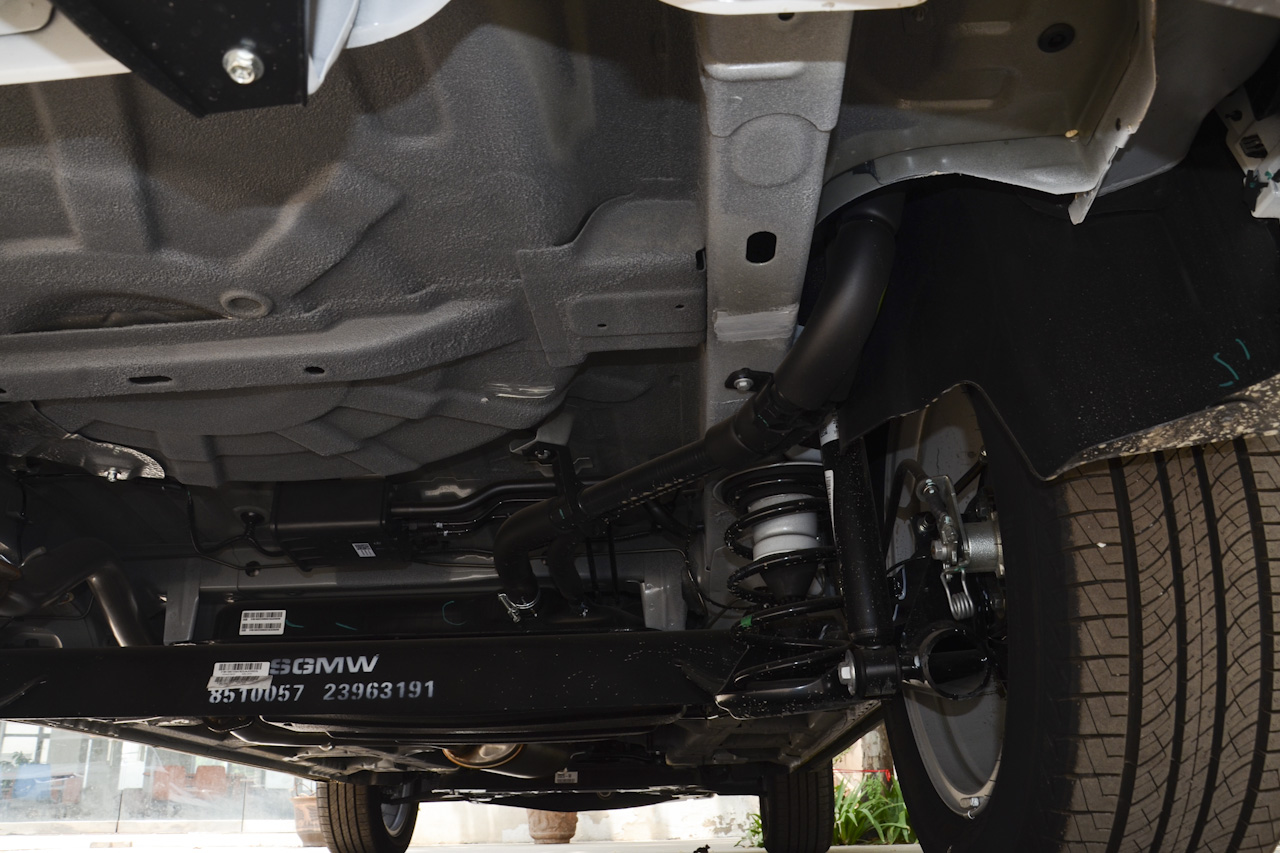 2018款宝骏530 1.5T手动精英型 