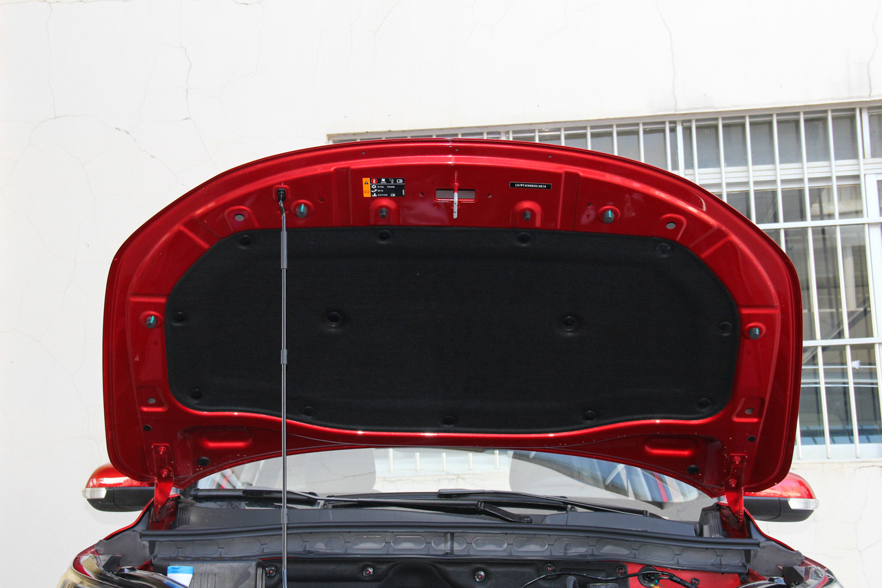 2018款荣威RX3 1.3T自动互联网智尊版