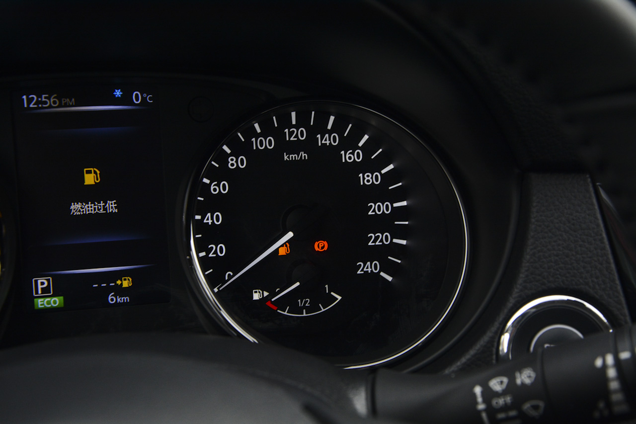 2017款奇骏2.5L自动CVT豪华版 4WD