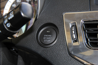 2017款揽福1.9T手动柴油两驱旗舰版7座