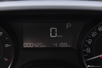 2016款标致2008 1.2THP 自动时尚版