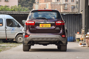 2016款驭胜S350 2.0T自动四驱汽油超豪华版5座