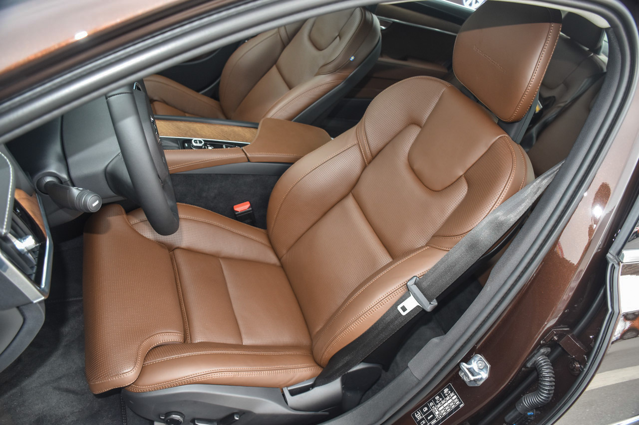 2017款沃尔沃S90 2.0T自动T5智尊版