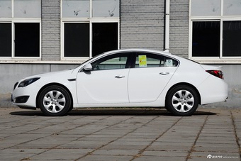 2015款君威 2.0L 精英时尚型